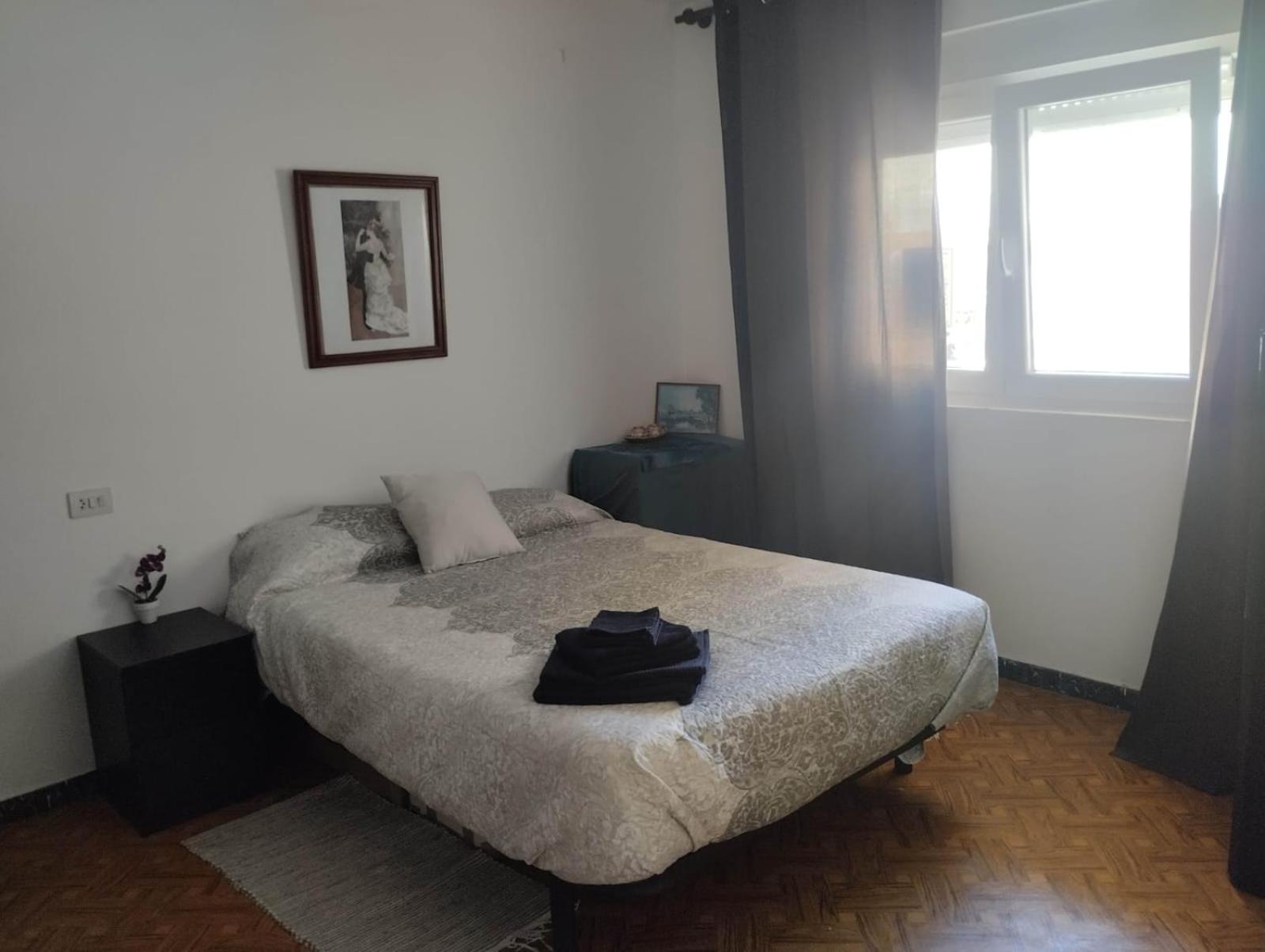 Specious Room Near The Sea Финистере Екстериор снимка